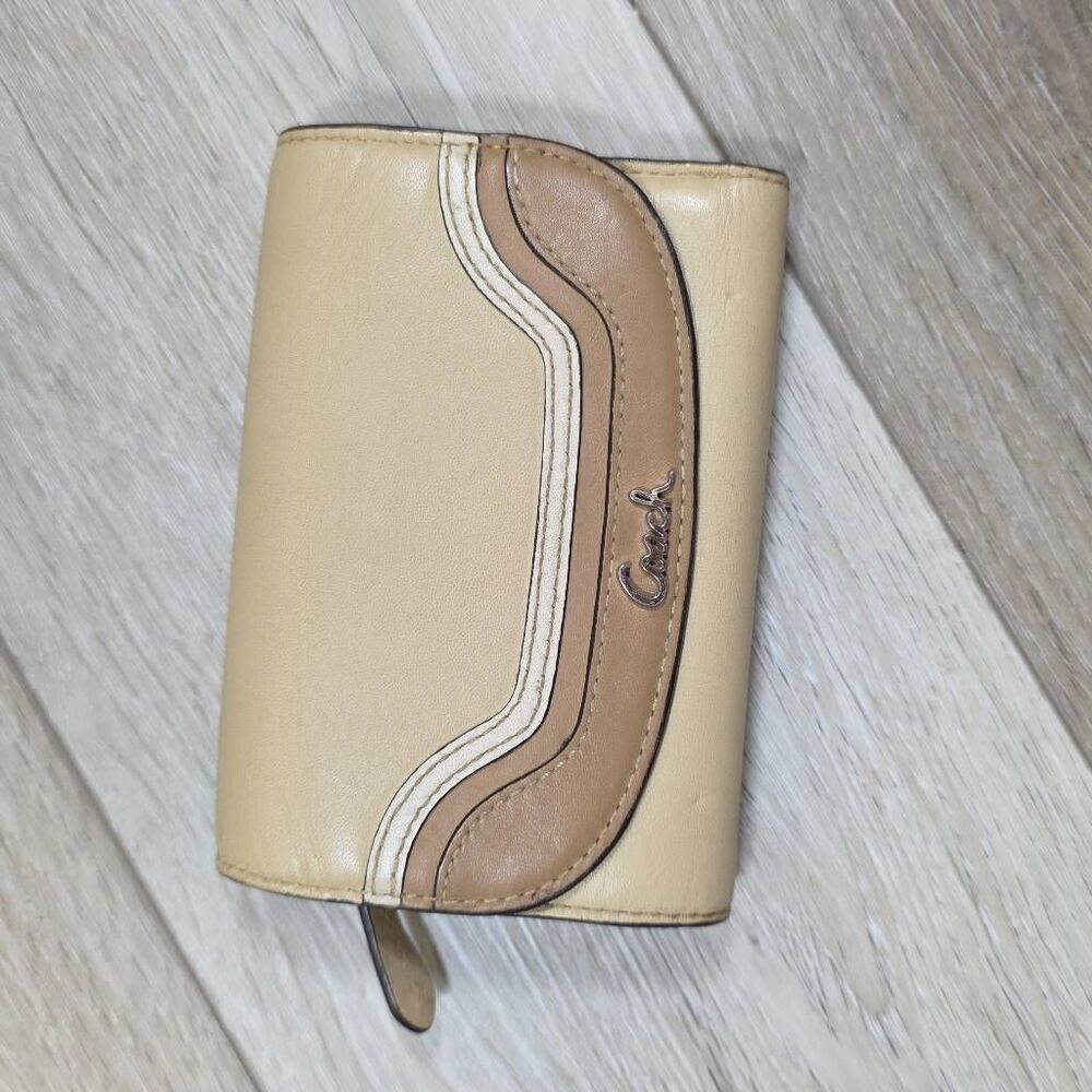 Coach Ashley Spectator Leather Shoulder Bag | Matching Wallet - Picture 13 of 16
